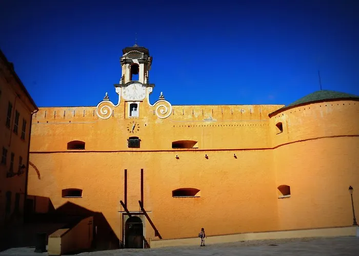 Appartement Casa Mantinum Au Coeur De La Citadelle Bastia (Corsica)